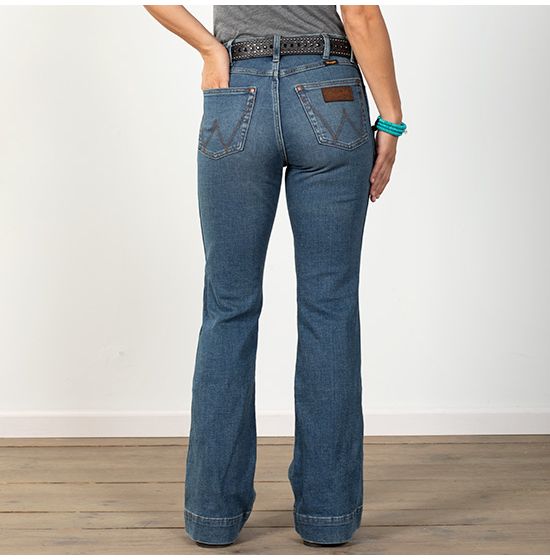 The Shelby Women's Wrangler Retro High Rise Trouser Jean – Be True