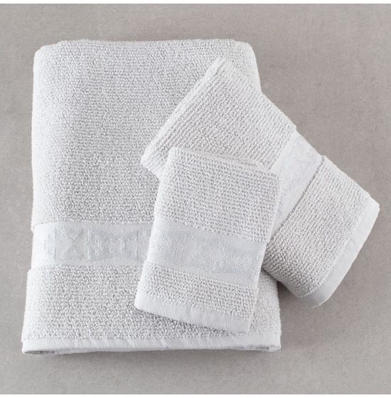 Pendleton Los Lunas Bath Collection Bath Towel - Light Gray