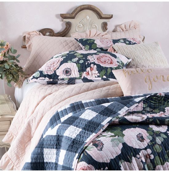 Welcome to the Country Grace Navy and Dusty Pink Vintage Floral Quilt Set  Collection Customization Page