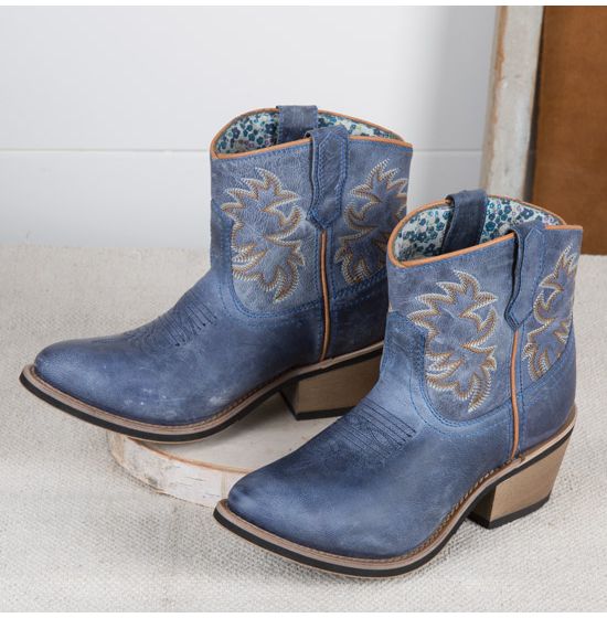 Laredo roper boots on sale womens