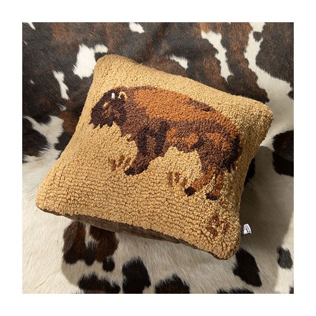 Buffalo Hockey - Spun Polyester Pillow – Buffalo Apparel Company